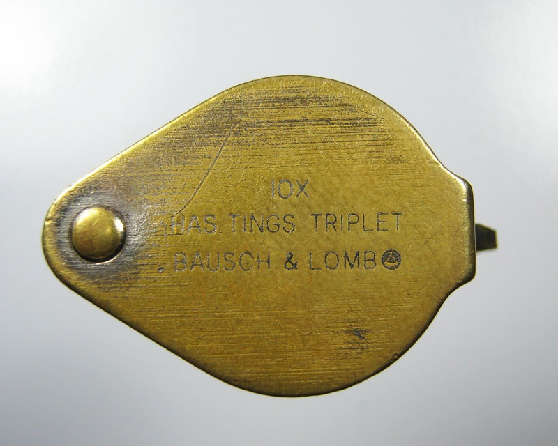 bausch & lomb 10x สามเหลี่ยมเล็ก ตัวรุ่นแรก สามเหลี่ยมขึ้น หลังเรียบ