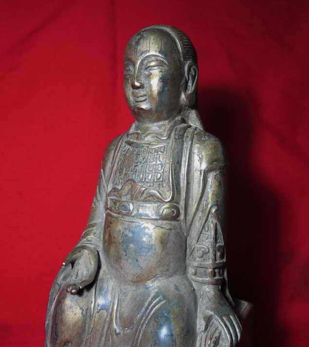  งานเก่า ศิลป์โบราณ เจ้าพ่อเสือ ( ตั่วเล่าเอี้ย ) หล่อด้วยโล หะ ขนาดฐานก ว้าง 5 นิ้ว สูง 9.5 นิ้ว 