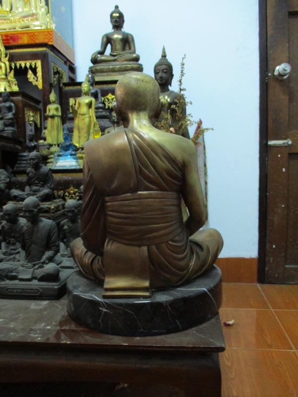 พระบูชาหลวงพ่อจอย วัดโนนไทย รุ่นเจริญพร หน้าตัก12นิ้ว ฐานหินอ่อน สภาพสวย