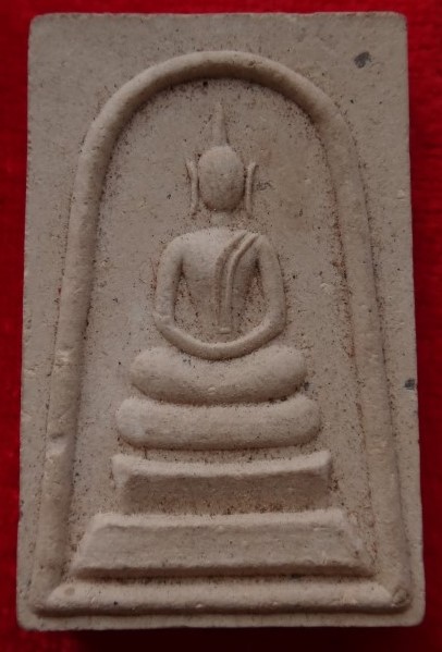 พระผงหลวงพ่อกวย ออกวัทับขี้เหล็กปี33 5องค์เคาะเดียว