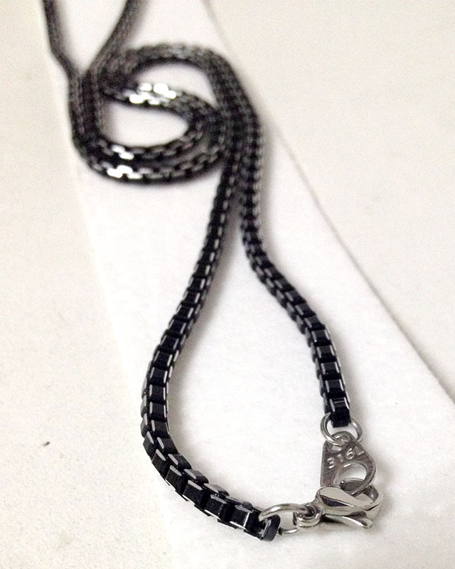 สร้อยยาว 26 นิ้ว หนา 3 มิล สร้อยอลูมิเนียม ของใหม่มือหนึ่ง สวยๆครับ