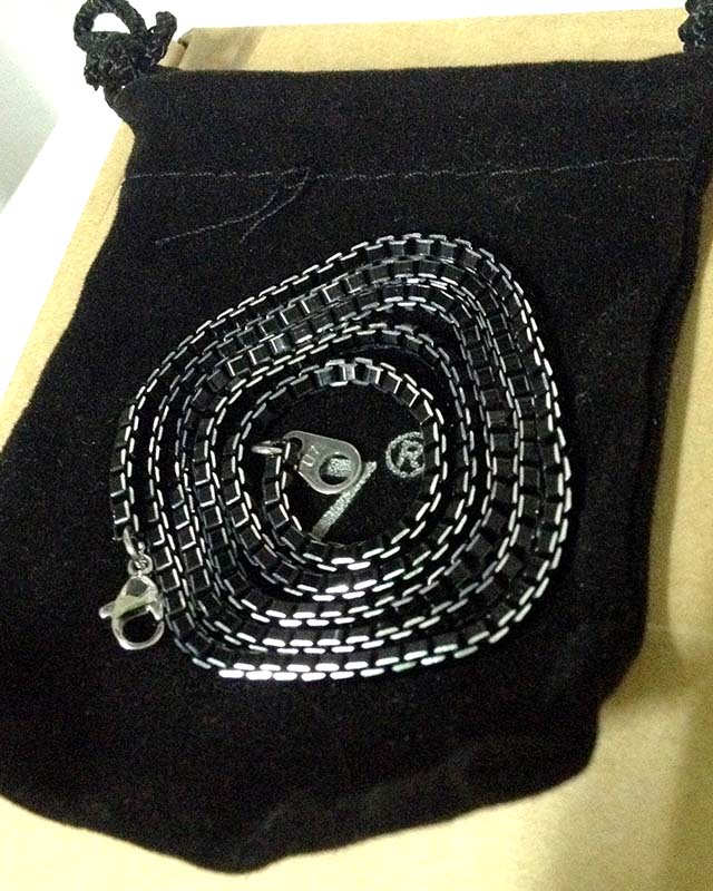 สร้อยยาว 26 นิ้ว หนา 3 มิล สร้อยอลูมิเนียม ของใหม่มือหนึ่ง สวยๆครับ