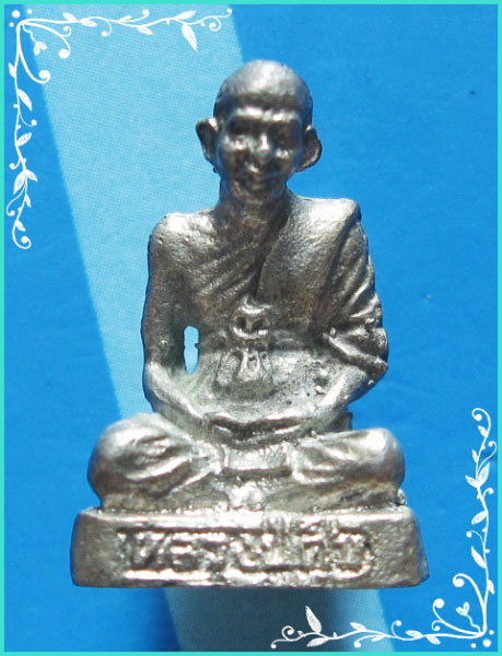 ...ลป.ศุข วัดปากคลองมะขามเฒ่า พระรูปหล่อลอยองค์ เนื้อเงินแท้ อุดผงปิดทองเปลว ตอกโค้ด และมีรอยจาร...