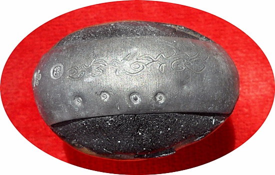 ***เบี้ยแก้ อุดผงพรายกุมารคลุกรักชันโรง พิธีในโบสถ์วัดละหารไร่ ลป.บัวร่วมปลุกเสก # ๑๑๐๑