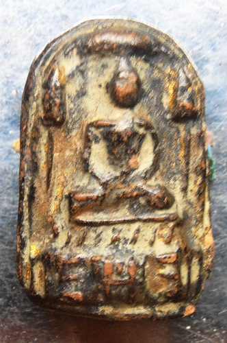 พระเนื้อดินกรุวัดชนะสงครามสวยๆครับ