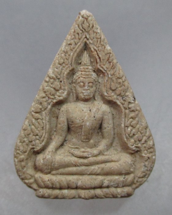 20 บาท พระผงหลวงปู่จันทร์แรม วัดระหาน จ บุรีรัมย์