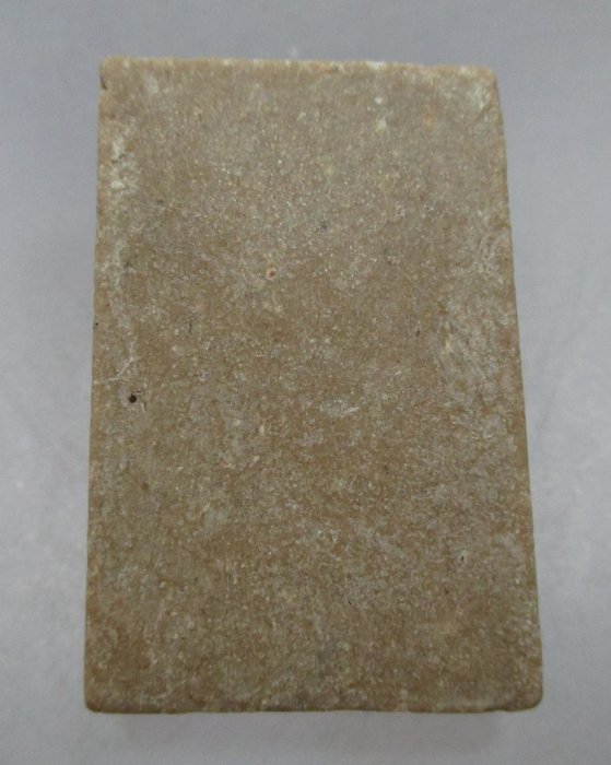 พระสมเด็จเนื้อผงน้ำมันไม่ทราบที่ครับ