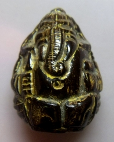 **วัดใจ**พระพิฆเนศแกะจากคตมะพร้าวตายพราย (คดซ้อนคด) มีจาร**สวยๆ เชิญชมครับ