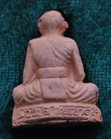 รุปเหมือนปั๊มเนื้อดินเผา หลวงปู่ชื้น วัดญาณเสน