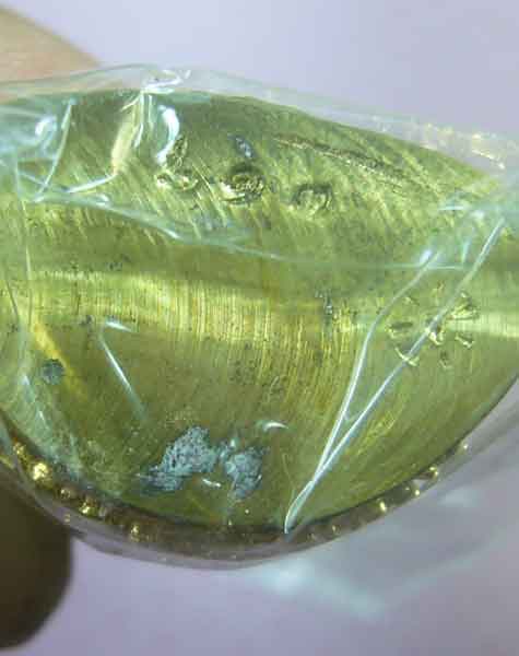 ลดทั้งร้าน เคาะเดียว พระกริ่งนฤมิตรโชค เนื้อทองทิพย์ หลวงพ่อจรัญ ปี 2554  (รหัส 2637)