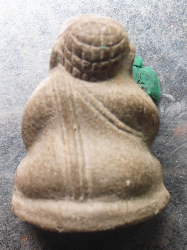 สังกัจจายเนื้อผงหลวงพ่อกวย สวยๆครับ