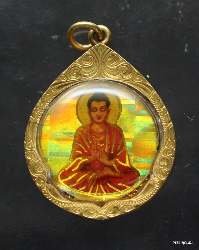 เข็มกลัดพระพุทธเจ้ากะไหล่ทองลงยา 