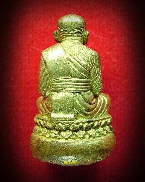 หลวงปู่ทวด พิมพ์เบ้าทุบมหาลาภ รุ่นกฐิน วัดช้างให้ ปี 2540 เนื้อทองทิพย์ (เนื้อสตางค์เก่า)