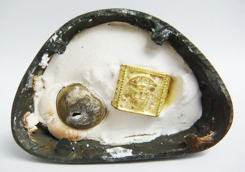 เลข ๙...พระบูชาอุปคุตแบ่งลาภ เนื้อโลหะผสม(รมมันปู) หน้าตัก 2 นิ้ว หลวงปู่คำบุ วัดกุดชมภู