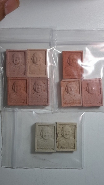 9องค์ สมเด็จองค์ปฐม รุ่นครบรอบ1ปีมรณภาพ หลวงพ่อฤาษีลิงดำ เคาะเดียวครับ 