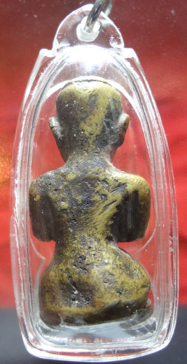  หล่อโบราณไม่ทราบที่ครับ