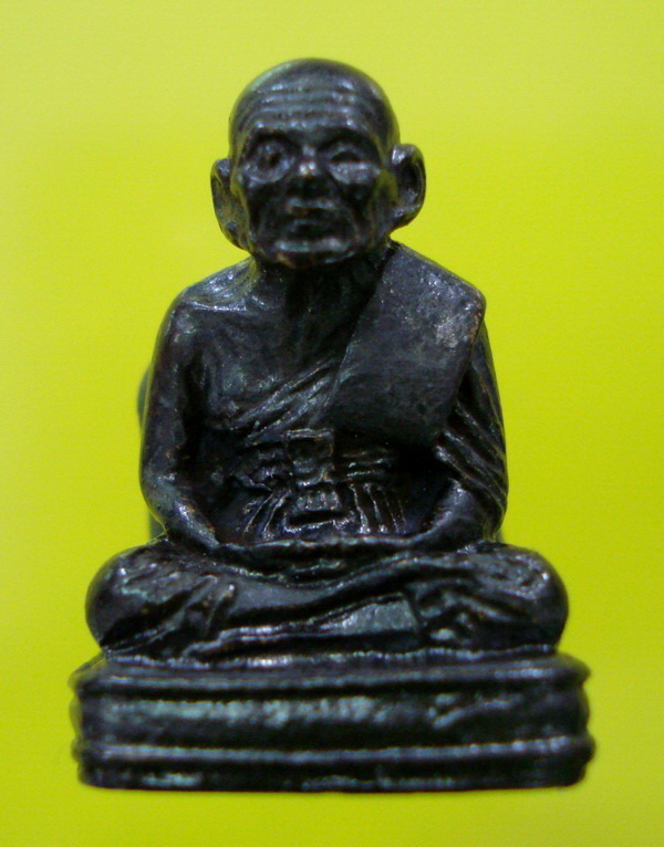 ลป.ทวด 101 ปี เนื้อนวะแก่เงิน หมายเบข 292  (เคาะเดียว) ต่ำกว่าทุน