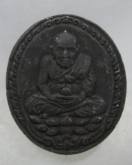 หลวงปู่ทวด หลังท้าวเวสสุวรรณ พระอาจารย์อิฐ วัดจุฬามณี จ สมุทรสงคราม เนื้อผง