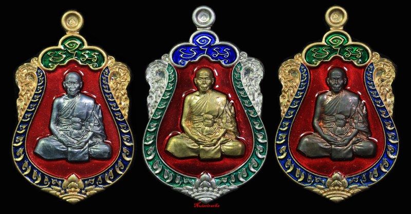 เสมา7รอบหลวงพ่อสิน ชุดกรรมการ 320