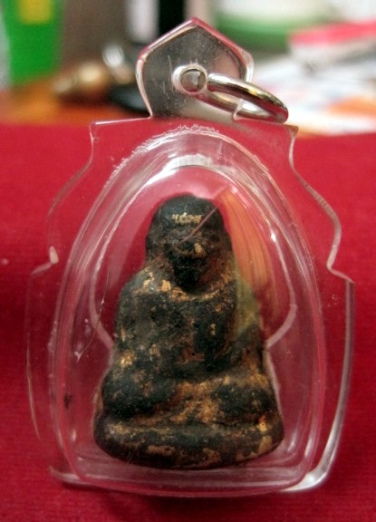 หลวงพ่อเงิน บางคลาน กรุวัดเขาพระใต้. อ.ทับคล้อ จ.พิจิตร 