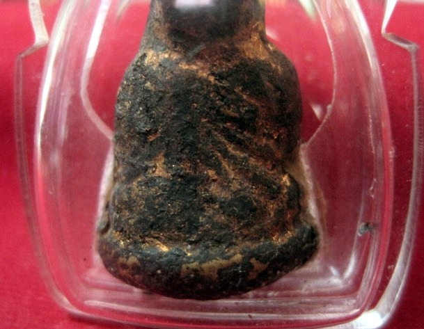 หลวงพ่อเงิน บางคลาน กรุวัดเขาพระใต้. อ.ทับคล้อ จ.พิจิตร 