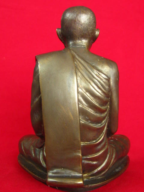 พระอาจารย์มั่น บูชา 5 นิ้ว วัดป่าบ้านหนองผือ จ.สกลนคร สวยสุด ๆ ฐานถอดได้