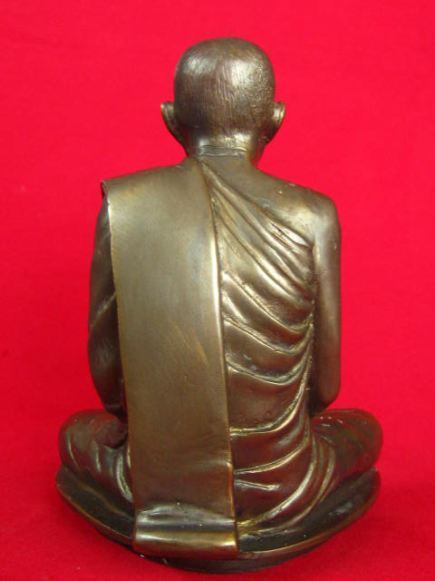 พระอาจารย์มั่น บูชา 5 นิ้ว วัดป่าบ้านหนองผือ จ.สกลนคร สวยสุด ๆ ฐานถอดได้