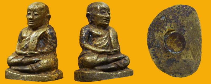  รูปเหมือนหลวงพ ่อเงิน วัดบางคลาน รุ่นช้างคู่ พิมพ์ใหญ่ เนื้อทองเหลือง ปี252 6 จ.พิจิตร