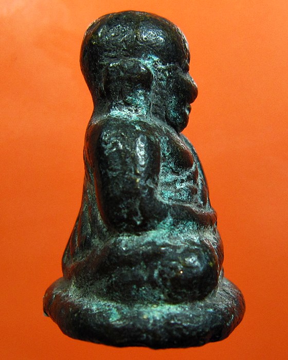 หลวงพ่อเงิน ฟ้าคำรณ 