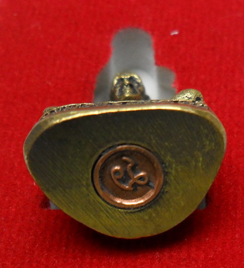 รูปหล่อหลวงพ่อสงฆ์ปี2520สวยเดิมๆอุดกริ่งดังดีครับ(กล่องเดิม)