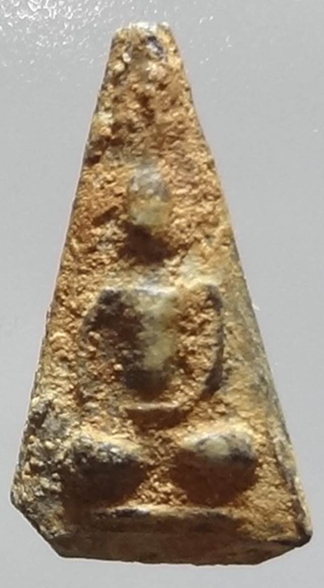 พระเนื้อชินตะกั่วครับ