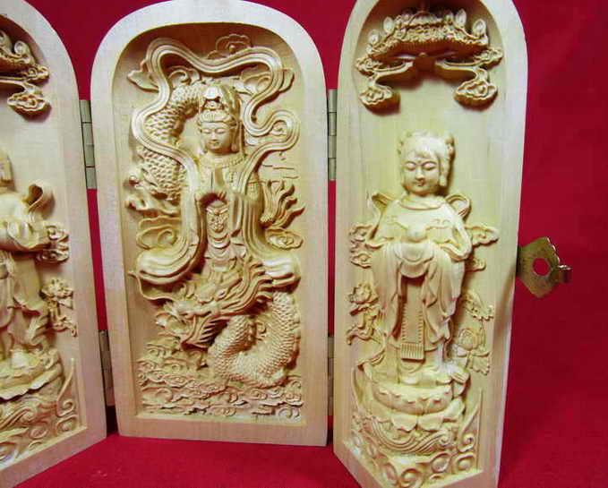  	  เจ้าแม่กวนอิมพร้อมลกศิษย์ กิมท้ง เง็กนึ่ง แกะจากไม้มงคล แกะไ ด้ละเอียดสวยงามมาก ขนาด กว้าง 5 นิ้