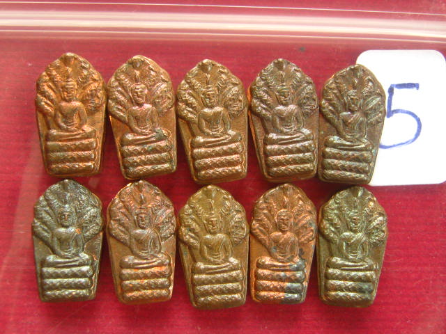 10 องค์ ปรกใบมะขาม ลป.คำพันธ์ วัดธาตุมหาชัย ครบ 77 ปี รุ่นมหาชัย ปี35