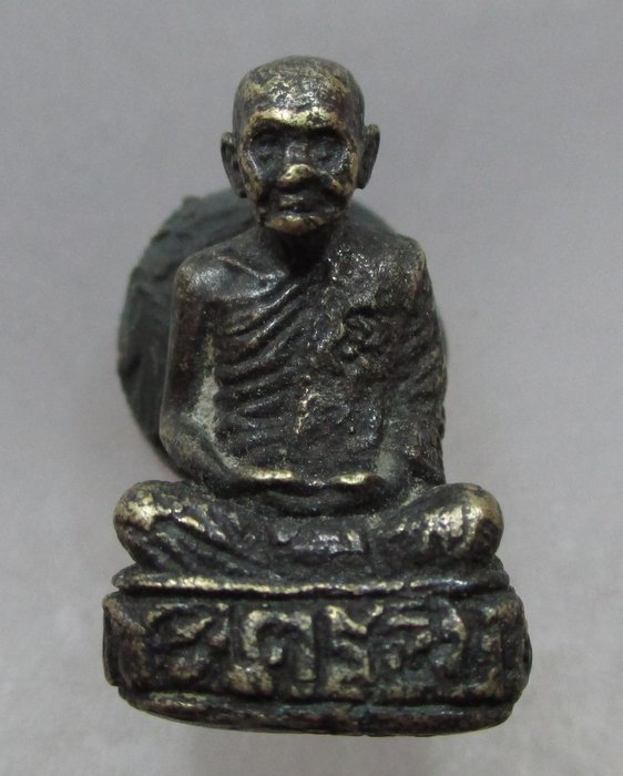 รูปหล่อโบราณไม่ทราบที่ครับ