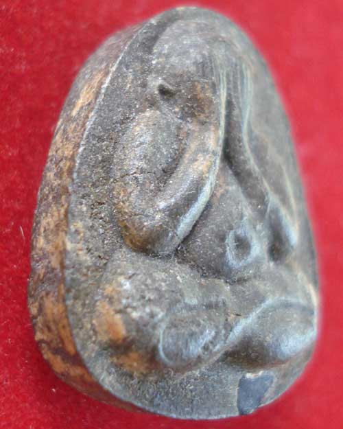 พระปิดตา หลวงปู่โต๊ะ ยันต์ดวงเล็ก  เนื้อใบลาน ฝังตะกรุด