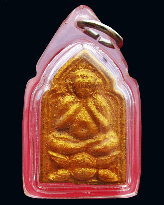 พระปิดตาห้าเหลี่ยม เนื้อดำทาทอง หลวงปู่บัว ถามโก วัดศรีบุรพาราม รุ่น ที่ระลึกหล่อรูปเหมือน ปี ๒๕๔๑