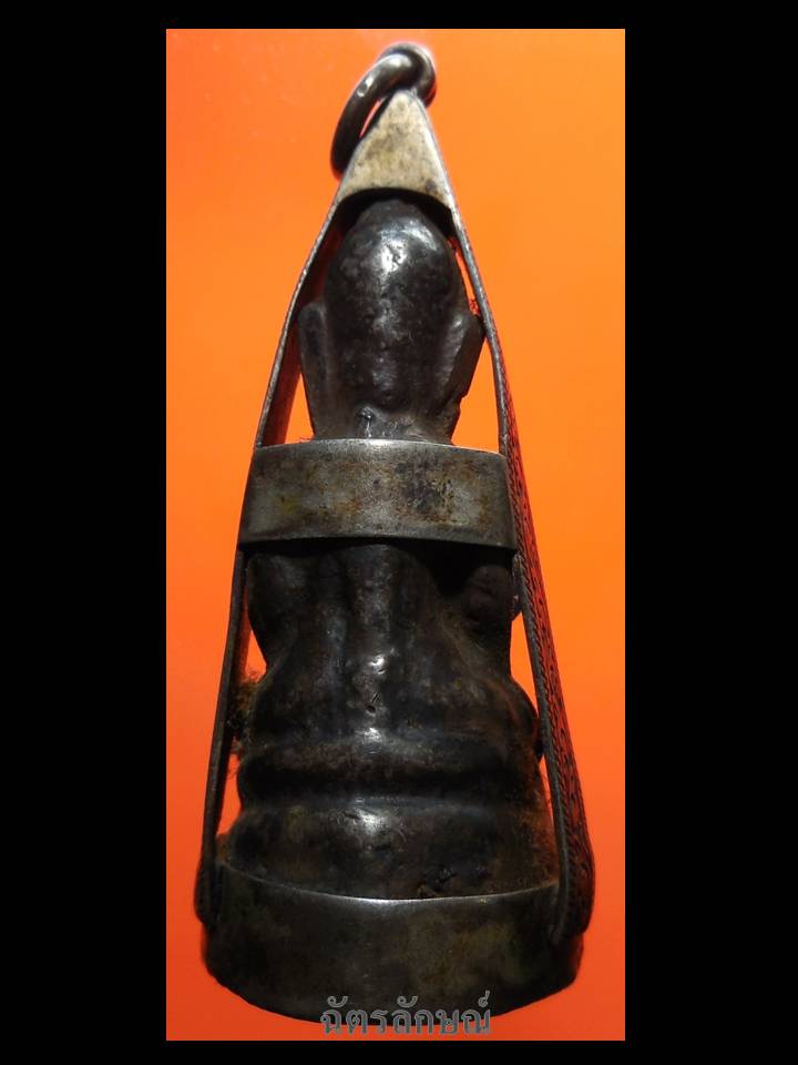 พระอยุธยาเนื้อเงิน