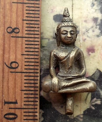 วัดใจเริ่ม 10 บาท กับ พระหล่อ…AM619