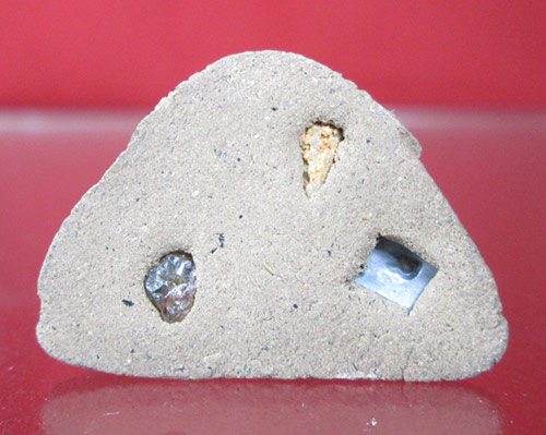 หลวงปู่ทวดลอยองค์ พิมพ์ใหญ่ เนื้อผง รุ่นแรก หลวงปู่คำพัน