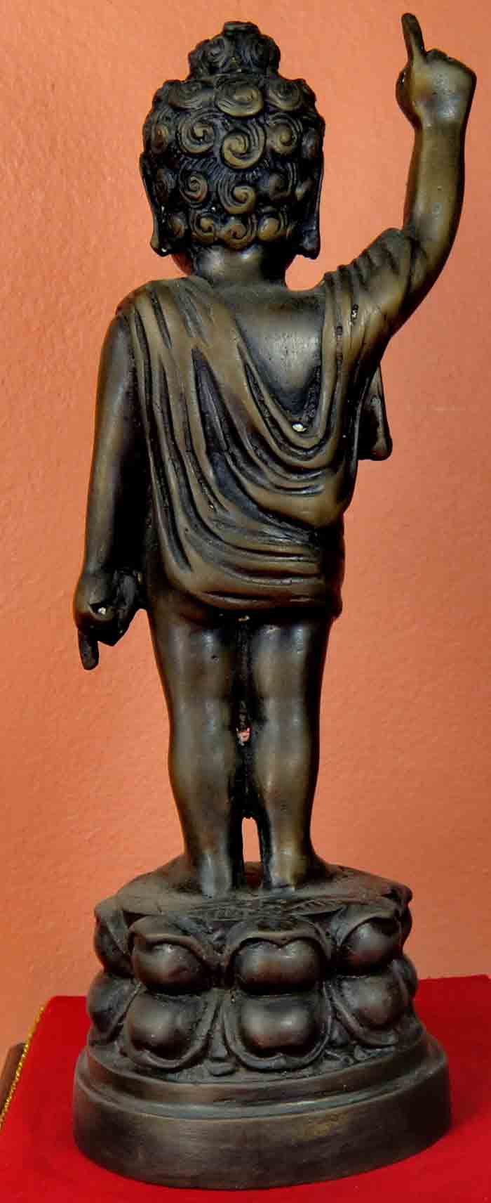 Little Buddha (พระพุทธเจ้าน้อย) พระพุทธรูปปางประสูติ เนื้อทองเหลืองรมมันปู งานศิลป์ใหม่สวยตามรูป รับ