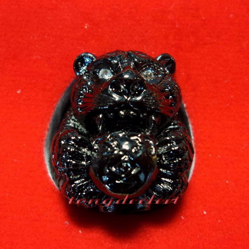 ลูกอมเสือ(โปเกม่อน) หลวงพ่อเปิ่น วัดบางพระ ตะกรุดเงิน ตาเพชร รุ่นแรก สวยมากค่ะ