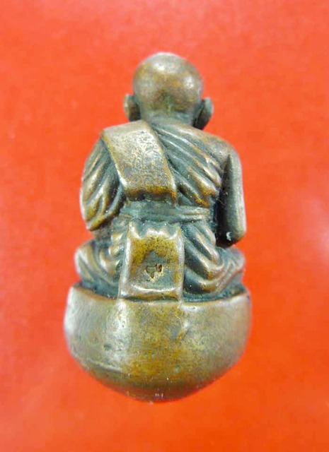 หลวงปู่ทวด ลอยองค์ รุ่นบารมี 84 พรรษา สมเด็จพระญาณสังวร สมเด็จพระสังฆราช ปี ๒๕๔๐