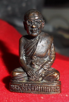 รูปหล่อพระสุธรรมยานเถระ หลวงพ่อฤาษีลิงดำ รุ่น3 สร้างเมื่อปี พ.ศ.2532 