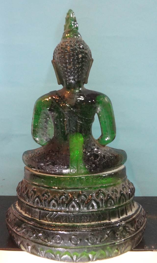  พระแก้วมรกต พิธี25ศตวรรษ เนื้อแก้วสีเขียวหน้าตัก 5 นิ้ว 