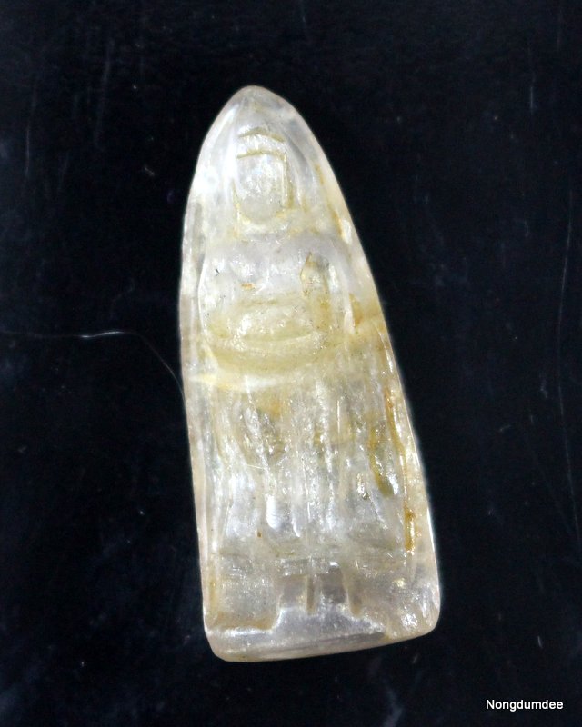 พระหินแกะปางอุ้มบาตร