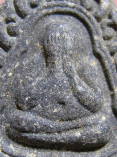 พระปิดตาซุ้มกนกหลวงพ่อสาคร ปี 2538 เนื้อผง หลวงพ่อสาคร วัดหนองกรับ จ.ระยอง