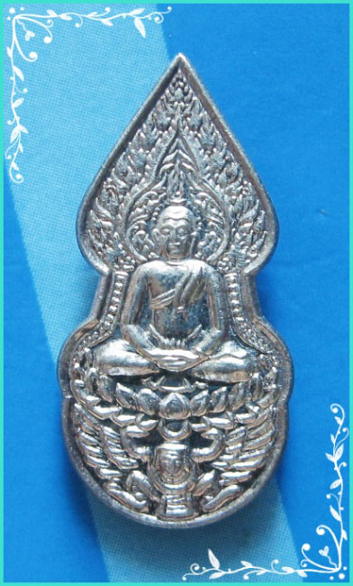 ...ลป.กาหลง วัดเขาแหลม พระปรกโพธิ์ เนื้อเงินแท้ หลังแม่ธรณี ตอกโค้ด สวยๆ นิยม ...