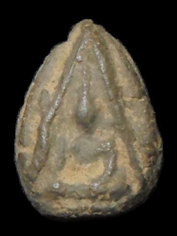 พระพิจิตร บ้านกล้วย เนื้อดิน