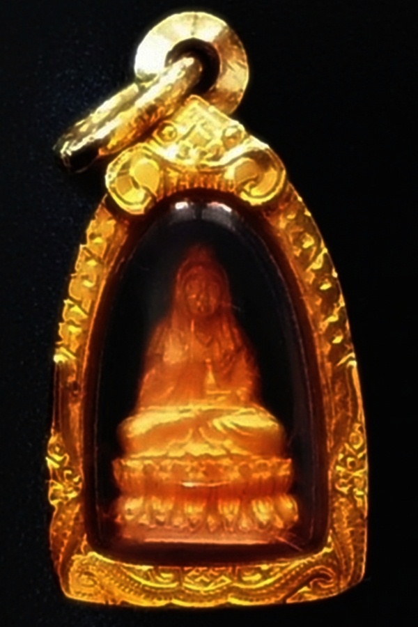 เจ้าแม่กวนอิม หลวงพ่อเกษม เขมโก สุสานไตรลักษณ์ จ.ลำปาง