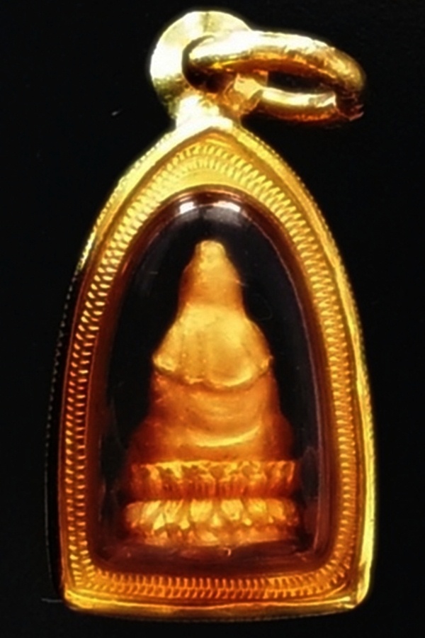 เจ้าแม่กวนอิม หลวงพ่อเกษม เขมโก สุสานไตรลักษณ์ จ.ลำปาง